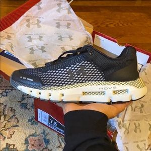 Under Armour HOVR INFINITE